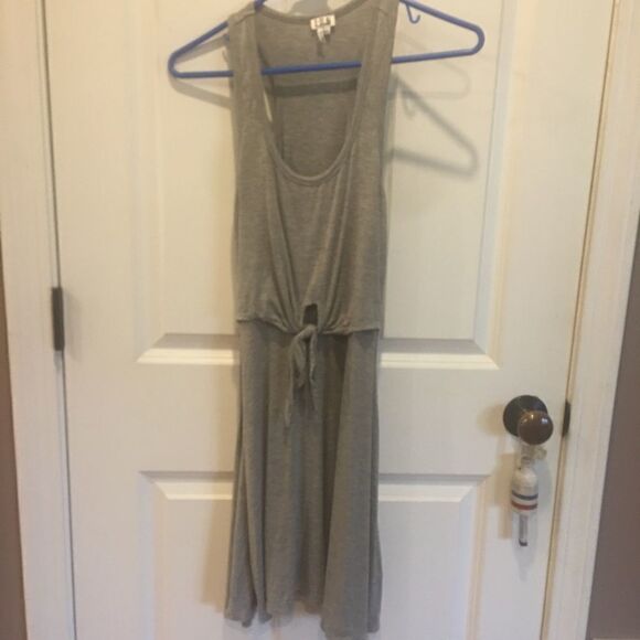 Heartloom XS gray sleeveless dress - Picture 1 of 4